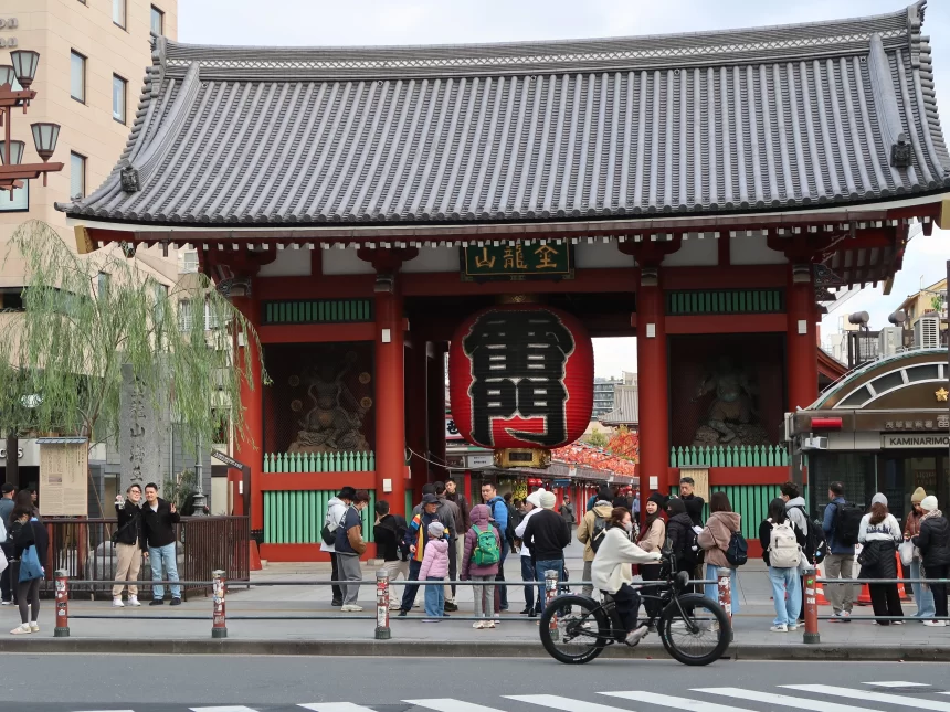 Asakusa Kaminarimon Gate with large red lantern in the early morning at Sensoji Temple Tokyo with fewer crowds